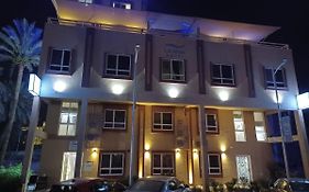La Riva Hotel